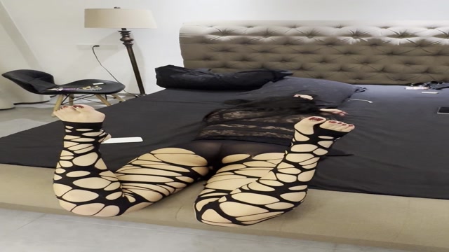 厦門大学芸術学部の楊心奇、北京出身の王玉熙、浙江省出身の林淑瑶を含む5人の女性を主人公とした流出セックスビデオ集。88枚…