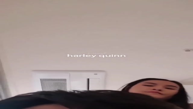 호텔에서 가장 아찔한 유혹을 하는 미녀 모델