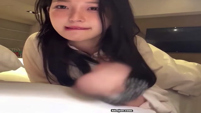 미녀의 아찔한 손기술