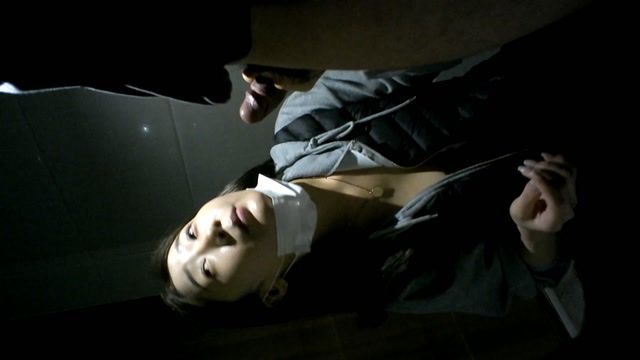 문신녀 화장실 대딸    (1)