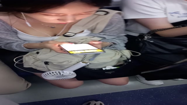 [도촬업스] 가슴골 모음3     (1) 2