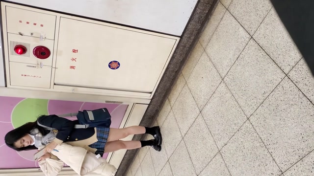 毎朝盗撮していた色白可愛いスジマン制服女子を連れ込み夢の中で入れる jav j  2