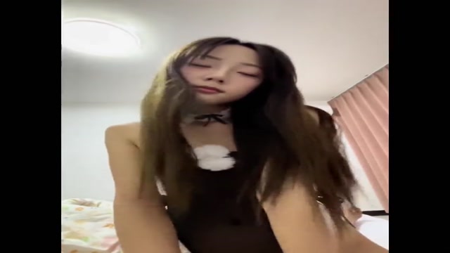 만난 역대급 미모의 존예녀