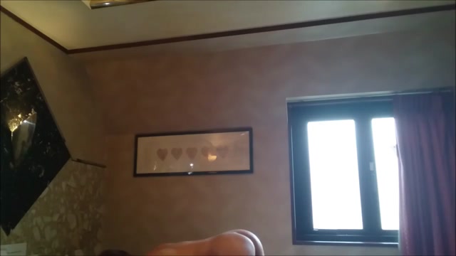 번역기로 친절히 안내하는 조건녀 콘돔껴