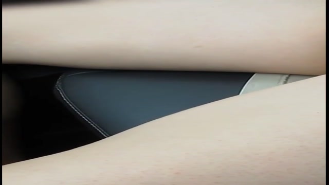 아무데서나 아랫도리 까버리는 중년 미시